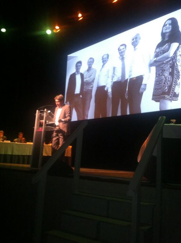StuOp2014's tweet photo. @benrogmans leest het juryrapport voor. Spannend! #stuop http://t.co/b6v9ICStFT