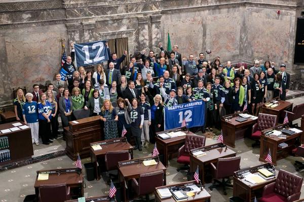 BentonforSenate's tweet photo. Go Hawks!!! http://t.co/s3FqgpTm1R