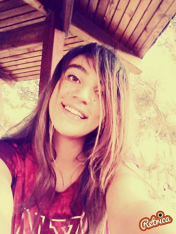 sevdan35's tweet photo. gülüşlerim sana girebiliyor mu ? ^^ http://t.co/sdZkJwpj7f