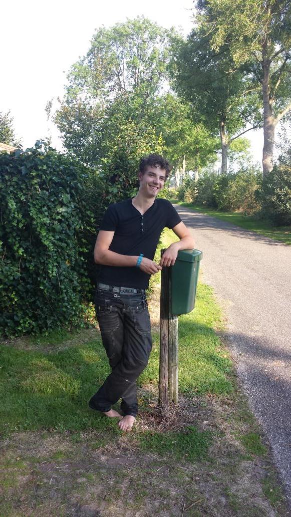 chrisvanmiddela's tweet photo. Btje chille toch http://t.co/XeIz9bNHws