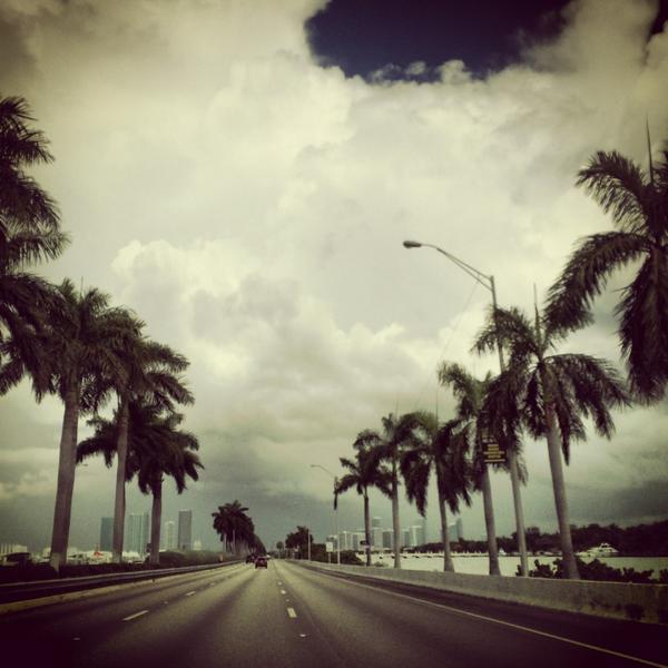 AmorosoOF's tweet photo. #welcometomiami #bienvenidoamiami 😘❤️ http://t.co/CbtmzroVn7