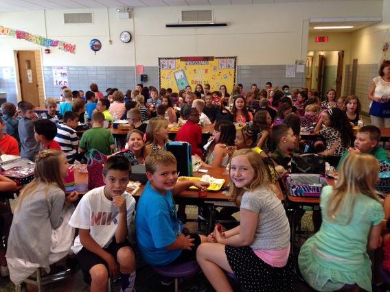 kerrinowak's tweet photo. All is well on the first day of Huth road elementary 2014. http://t.co/lOp457JwiZ