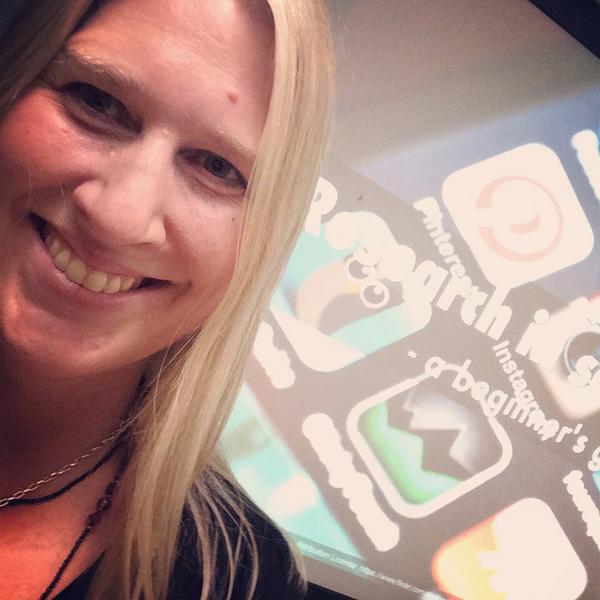 molbimien's tweet photo. Excited to have delivered my first international talk as an invited speaker! #CommHERE http://t.co/y2teg7AsgX http://t.co/hkbVAjVgM6