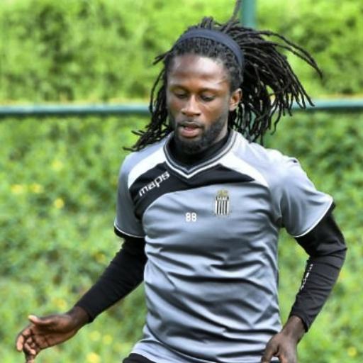 dmc_ndongala's tweet photo. Plus grandes sera ta force mental plus petite seront les épreuves #Romanodaking #Madmax on t oublie pas http://t.co/MF0T8TkhBQ
