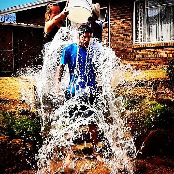 DTeam2014_01's tweet photo. Meet Kyle, a leading dteamer at grace site! He just did the ice bucket challenge! :D #registerdteam2015 #worldevent http://t.co/yECNkuYtbs