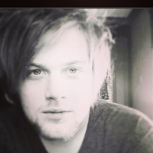 Hoy Es El Cumpleaños De Una Persona Muy Importante Para Mi <3
Happy Birthday ! Danny Worsnop 