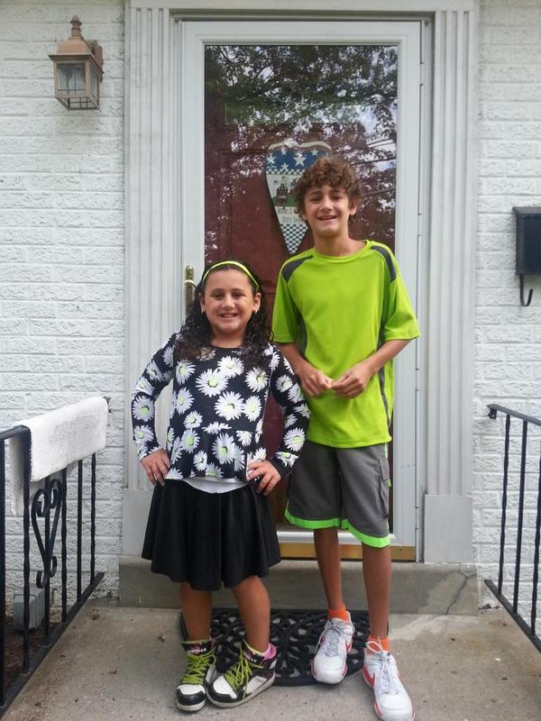 MamasBalls's tweet photo. #fox29backtoschool aiden and alessia antinore back to school yeaaaaa!!!.. http://t.co/dd1pAwUBTG