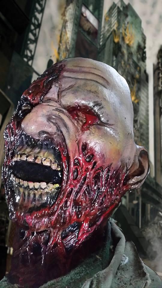 jasonswoods's tweet photo. Members of the Zombie Horde filling the Zombie Apocalypse! The Zombie Apocalypse comes with ALL Combos for 2014! http://t.co/MAr8sKCe50
