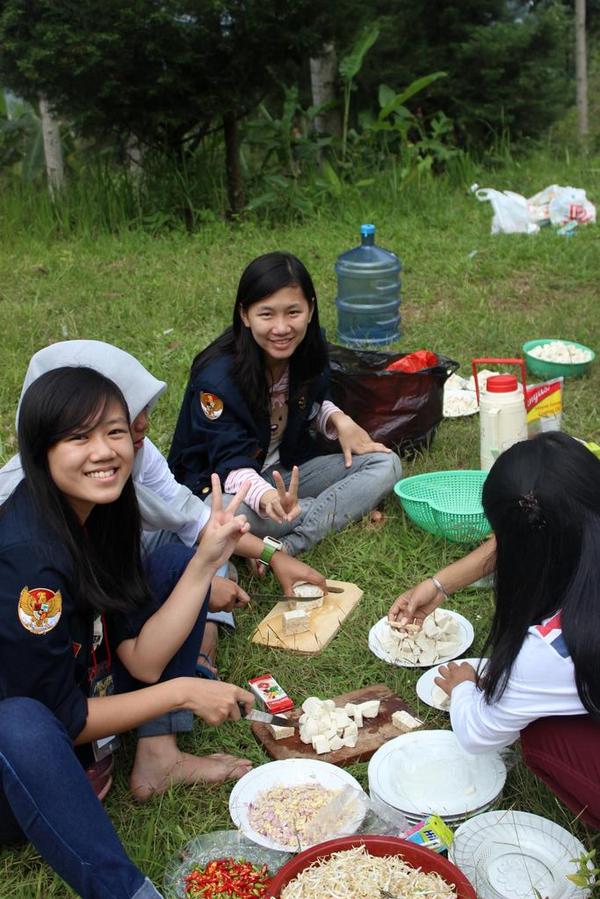 Kakak panitia jg ikutan loh <a href="/TSM_014/">STIE TRISAKTI  2014</a>