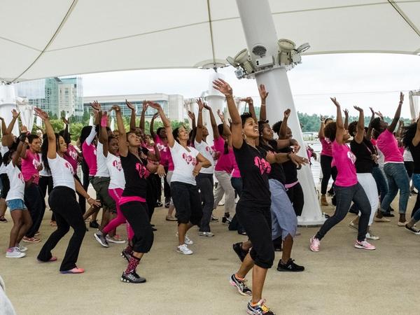 FBCGWomen's tweet photo. YES, today 6:30pm #PraiseMob will show #HeLovesMe2014 @ShopCapCentre w/@mymajic1023 @AprilWattsLive #fbcglive! http://t.co/k0LYwlCcdn