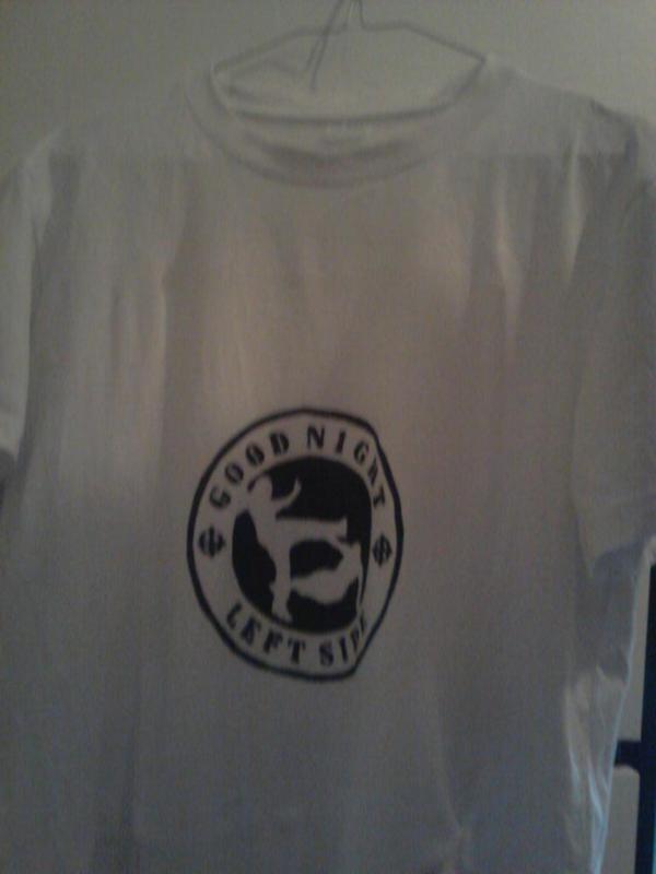 Plantillator's tweet photo. Para ser la primera camiseta que hago, no me ha quedado nada mal http://t.co/P2uwFOOZkI