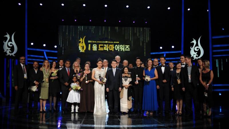 BwsV7ItIMAAPlU5.jpg:large