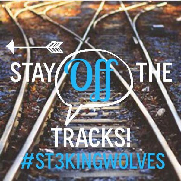 TrackSafeinCA's tweet photo. MT @Syydddmarie see tracks think trains #bnsf #stayoffthetracks http://t.co/zlp4eBk8h3 @BNSFRailway