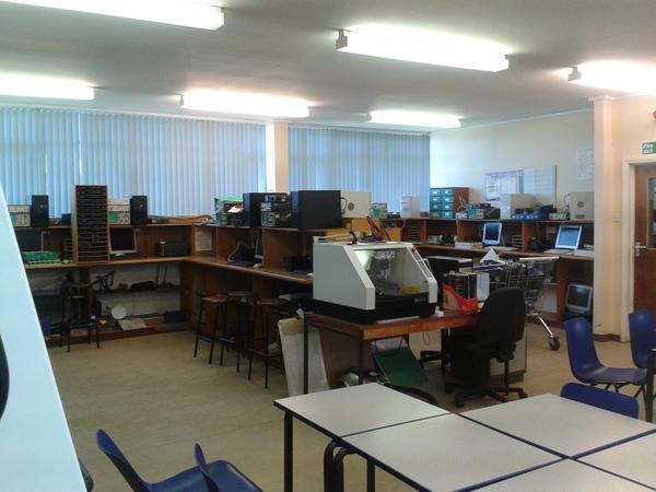 EngBoston's tweet image. Engineering Classroom before........
@bostoncollegeuk