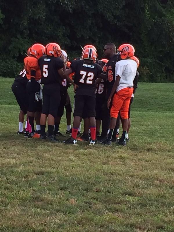 Novembers_King's tweet image. 🏈🏈🏈 #CoachDavis