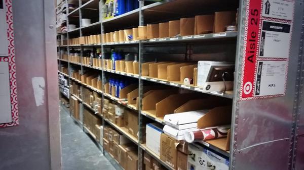 matt_jockl's tweet photo. Project night at T2079!! Purging and updating the BR #EmptyInTheBack #FullOnTheFloor @Kellieness @K2Virgilio http://t.co/ImxwaMqtU5