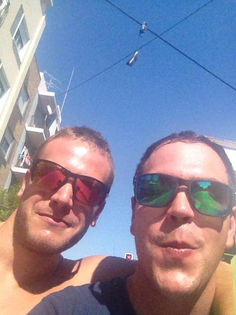 Ismael_sanf's tweet photo. #encierros2014 #brooklin #thesecos @fernandomx14 http://t.co/I2n8lgSe0W