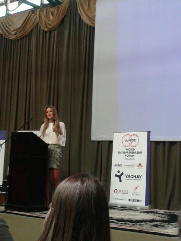 AndreGabriela08's tweet photo. Paulina Anda #emprendimiento aprovecha oportunidades cree en tu #Pais #JWefEc .@kruger_labs . .@USFQ_Ecuador http://t.co/mp43zEnYWN