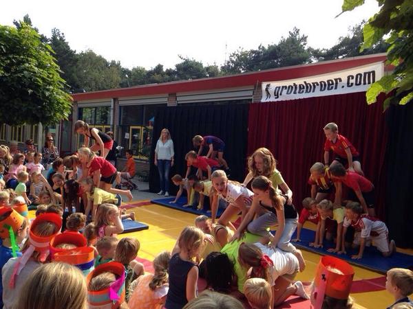 Vandaag circustheater op leuke school @AntoniusAlverna met een fantastische slotvoorstelling!