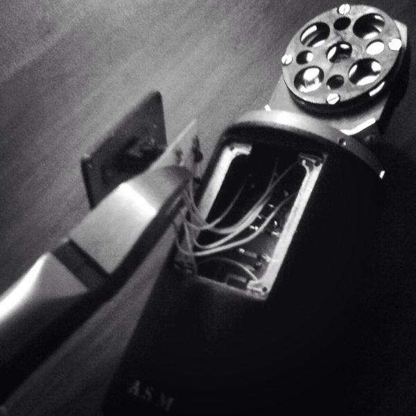 BrettSiler's tweet photo. Mid mic mod for the Oktava MK319. #oktava #oktavamods #micmods #microphone http://t.co/rhmIgONESZ