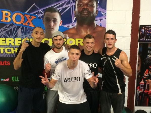 Rickyboylan1's tweet photo. Another hard days training done - Finished tonight with 10x400m on the track followed with S&C @iBoxGym #TeamiBoxGym http://t.co/FA6DjxPUnA