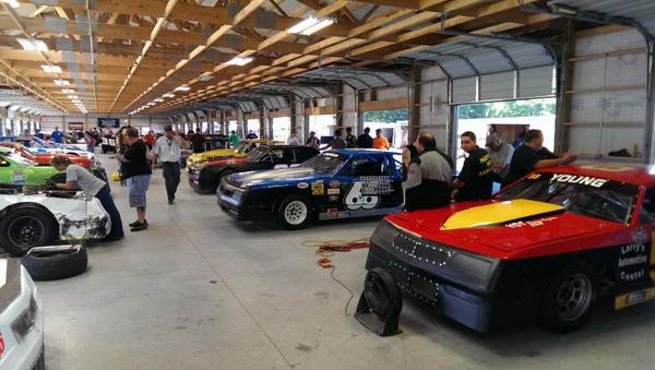 ThompsonSpdwy's tweet photo. Our Xtramart Ltd. Sportsman are in the garage getting ready for tonight's #NWAAS races #DoubleSunocoMod http://t.co/esy1B2TKom