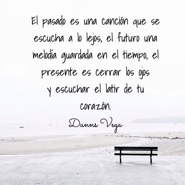 DannsVega's tweet photo. El pasado es: http://t.co/er6lnnHjFO