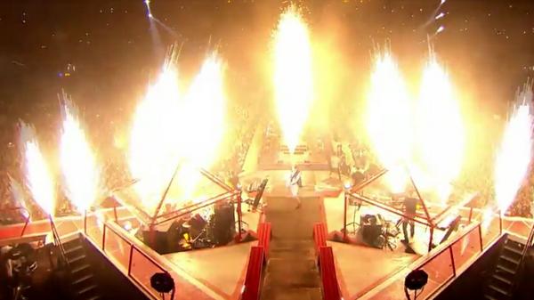 Real_HoranNiall's tweet photo. Are you excited? #1DWWAFilm http://t.co/93bCYz3N7W