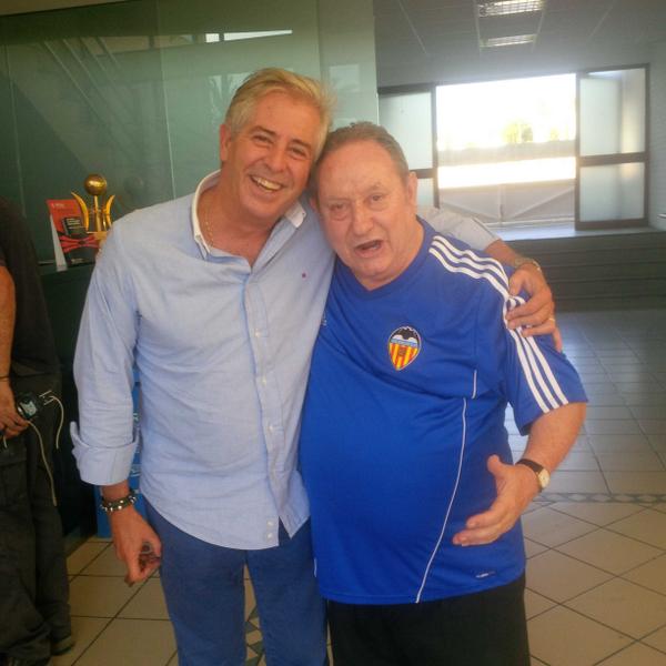 julioinsadji's tweet image. El Valencia Sentiment,pierde valor sin uno de los más grandes de la historia. Mejor persona. Crak total!Amunt amigo!