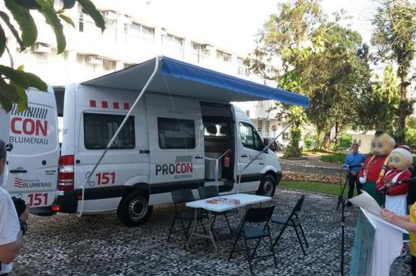 santacombr's tweet photo. Tumblr homenageando Vovô Chopão ganha as redes sociais em Blumenau: http://t.co/MMutEfXy3l http://t.co/d70T1iteeF