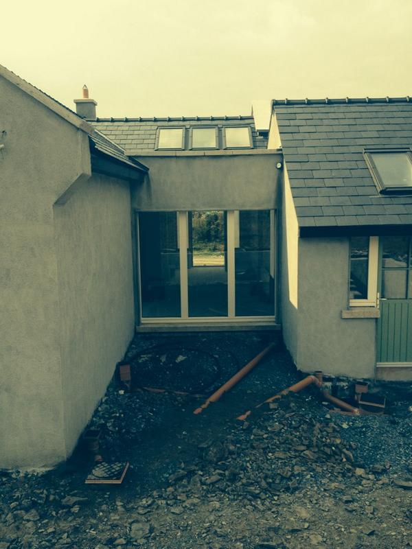 stuttyarch's tweet photo. @Ambiwood_Passiv @2020Architects the magnificent ambiwood PASSIV HOUSE approved windows in at BME #nearcomplete http://t.co/W1tXcPupdJ