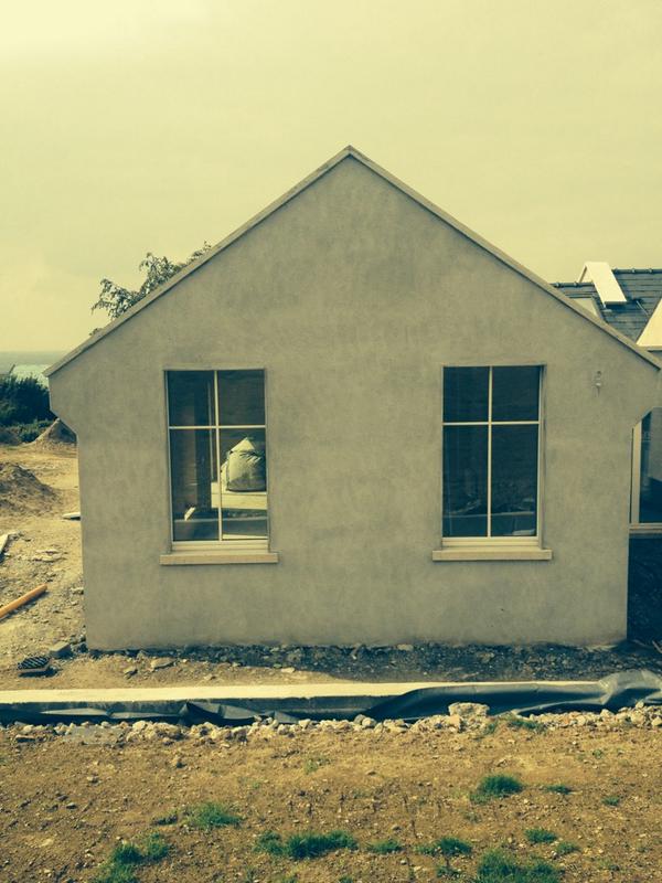 stuttyarch's tweet photo. @Ambiwood_Passiv @2020Architects the magnificent ambiwood PASSIV HOUSE approved windows in at BME #nearcomplete http://t.co/W1tXcPupdJ