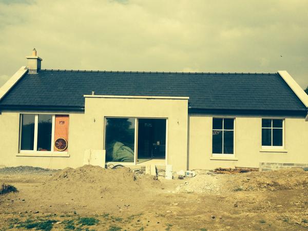 stuttyarch's tweet photo. @Ambiwood_Passiv @2020Architects the magnificent ambiwood PASSIV HOUSE approved windows in at BME #nearcomplete http://t.co/W1tXcPupdJ