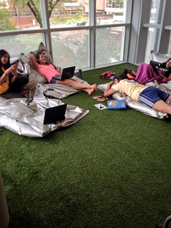 victoriasimm's tweet photo. Studying hard or hardly studying? #turfroom http://t.co/2AXDWolc9D