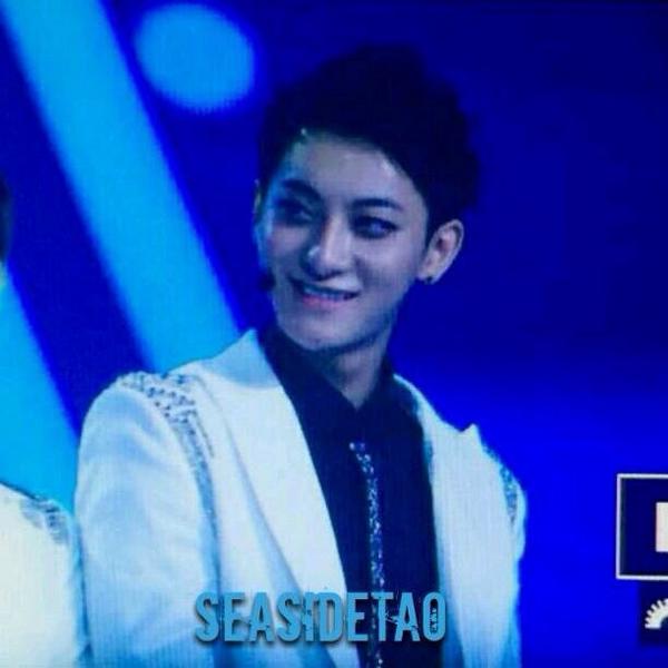 SeasideTAO's tweet photo. 140904 #TAO #타오 - Mid Autumn Festival http://t.co/D5EPM3MxHl
