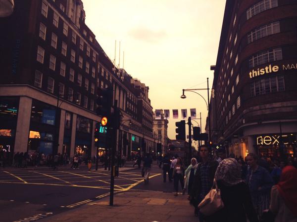 BambiDavies's tweet image. Running around Oxford Street all day #ASMasterClass