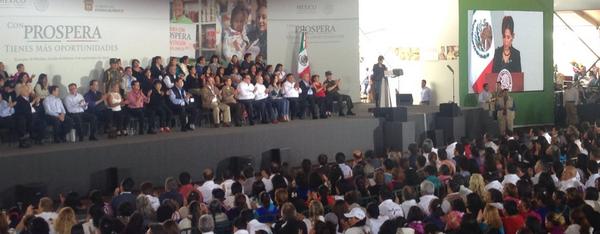 Mensaje de @Rosario_Robles_ en la presentación del @Prospera_Mx desde #Ecatepec #ENVIVO sedesol.gob.mx