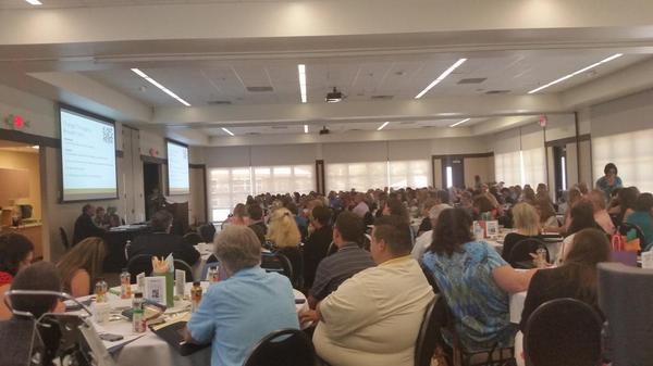 AZImpactForGood's tweet photo. Nonprofit leaders from around the state of Arizona! #npstogether http://t.co/3KazQK0eCH