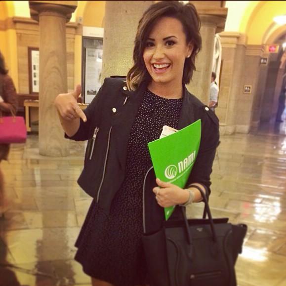 Spunkmetria's tweet photo. @ddlovato 1) you're cute 2) DEMETRIA DEVONNE I AM SO PROUD OF YOU ❤️ #ACT4MENTALHEALTH #NAMIcon2014 http://t.co/ndyU5xcFre