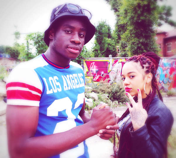 Kof_Officiel's tweet photo. DIMANCHE DIMANCHE 20H RDV POUR LE CLIP C'EST ICI QUE TOUT CE PASSE LE CHOC VA FRAPPER !!! http://t.co/J4JeO86JeV