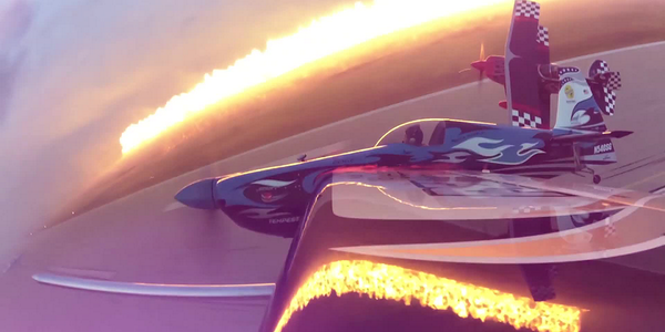 FlyingMagazine's tweet photo. Relive all the coolest moments of #OSH2014 and watch this! #tbt http://t.co/pJ2mVS39MO http://t.co/7LX9yYQf9E