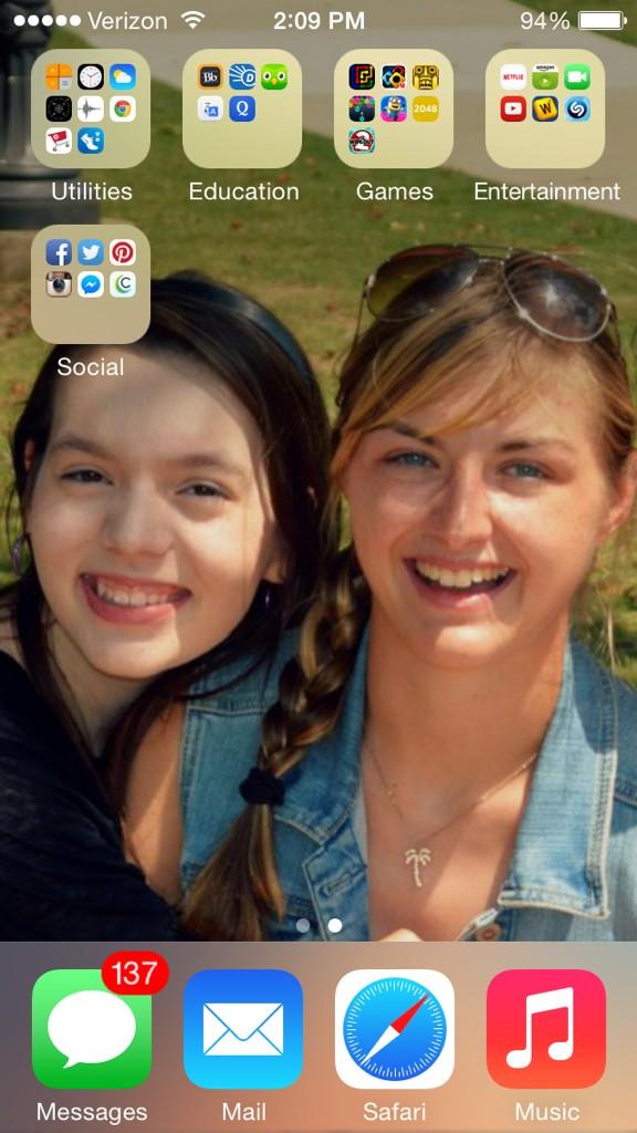 #TweetYourHomeScreen @beach_girl517 can't wait to FaceTime after work! 😁😘