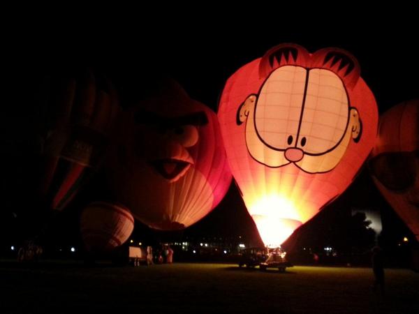 Wauw! Nightgloowing #ballonspektakel