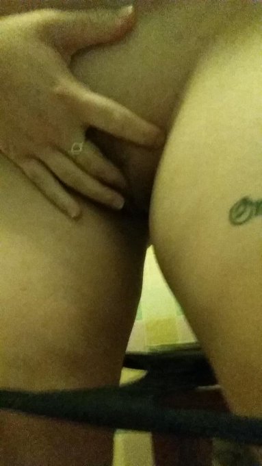 Couldn't resist :-* http://t.co/4701TTE6Lh<a href="/tag/camgirltweet"class="tags"><span>#camgirltweet</span></a>