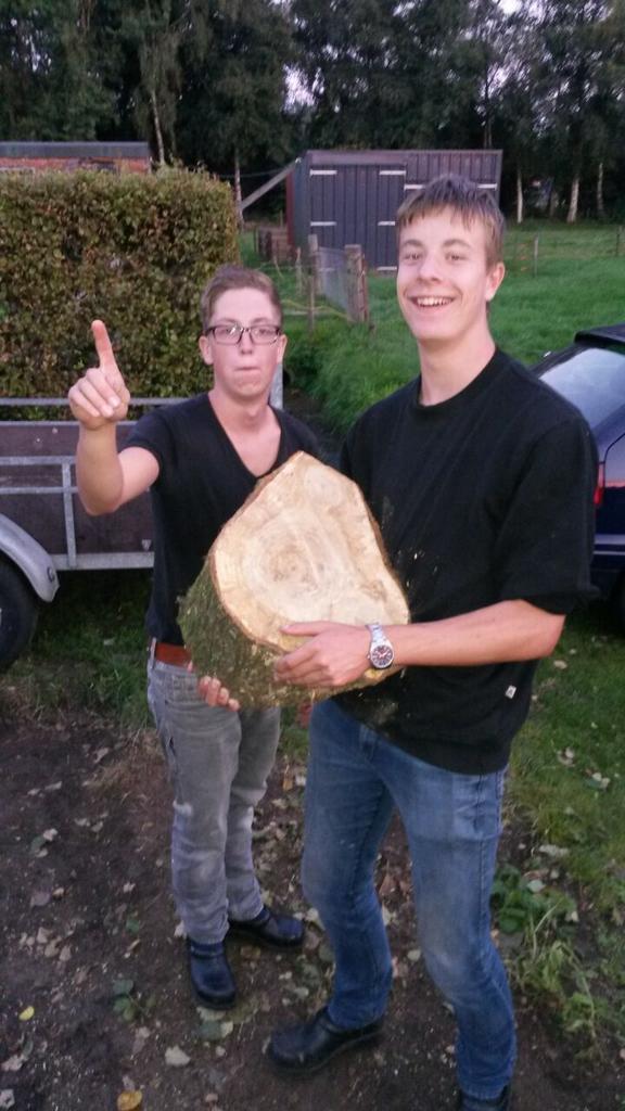 Markdevries10's tweet image. Mongol justin en ik