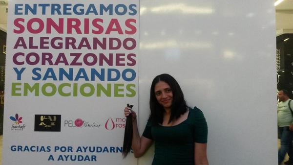 Feliz realizando la donación 😊