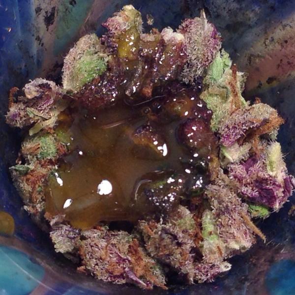 D330Mike's tweet photo. Twaxing is my 💩 http://t.co/T4po6tYkiN