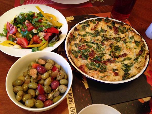 Spaghetti cake success! Love it! <a href="/jamieoliver/">Jamie Oliver</a>