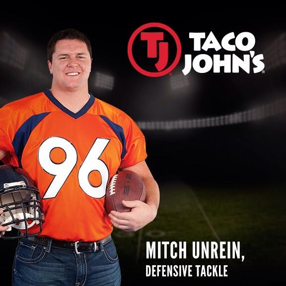 DoubleJOntheWay's tweet photo. Be on the lookout for the @MitchellJUnrein special all season long at @tacojohns. Info soon.  #96packandapound #ole http://t.co/smBotDMbok