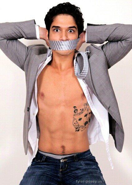 StilesHaleX's tweet photo. HOT HOT HOT HOT HOT http://t.co/5Pz2iF6VEr